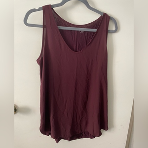 Sleeveless Blouse‎